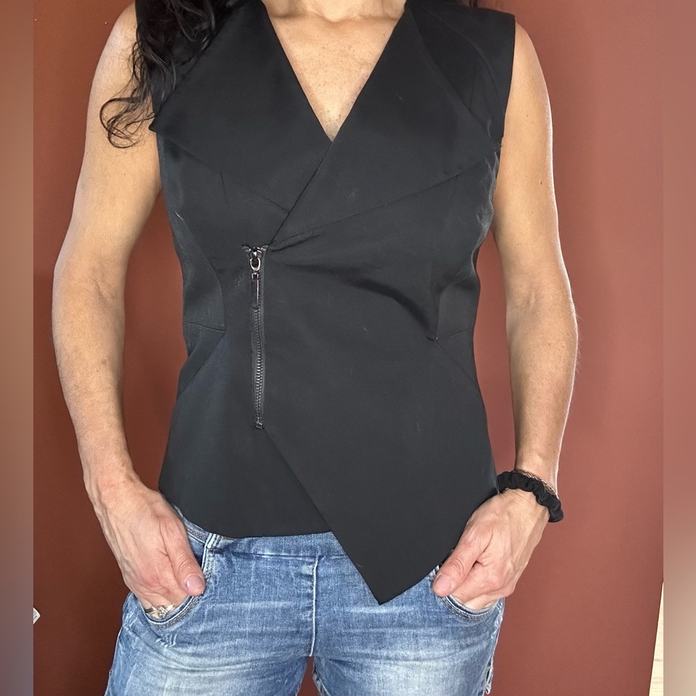 Bebe black zipper top
